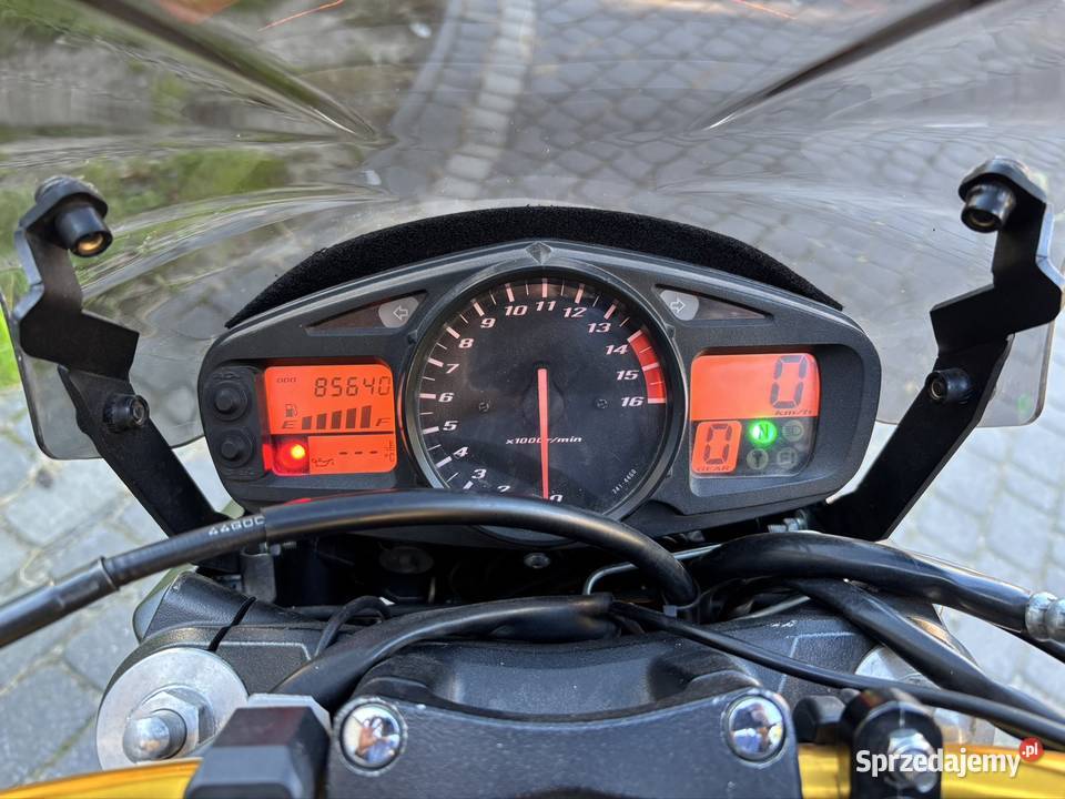 Suzuki GSR 600 kat A2 Czosnów