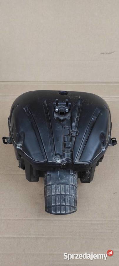 Honda CBF 650 CB 650 F 2011r obudowa filtra