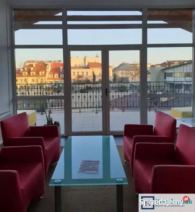Lokal 194m2 Sanok 19.4m2