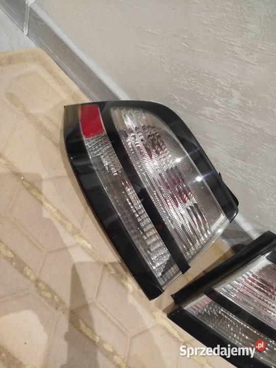 Lampa lewa tył Saab 93 lift sedan Części samochodowe Sokołów Podlaski