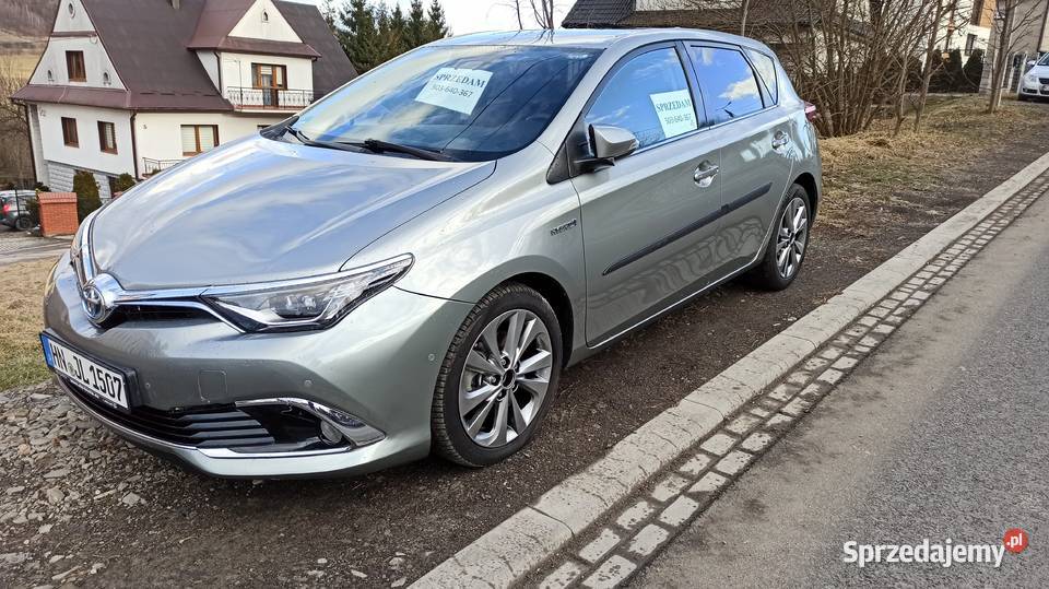Toyota Auris Hybrid Prestige przyciemniane szyby Tymbark