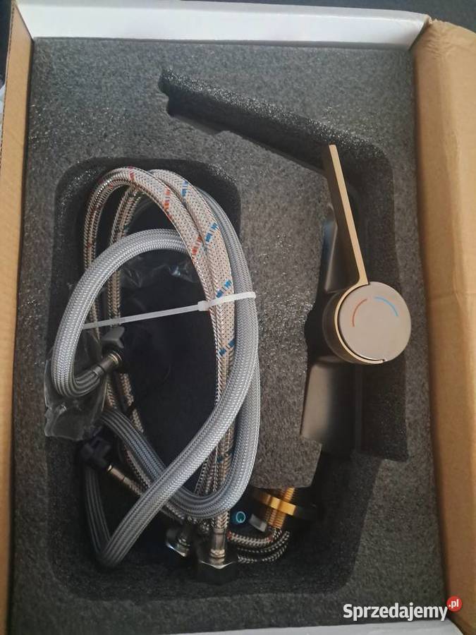 Bateria łazienkowa podświetlana z wyświetla zem