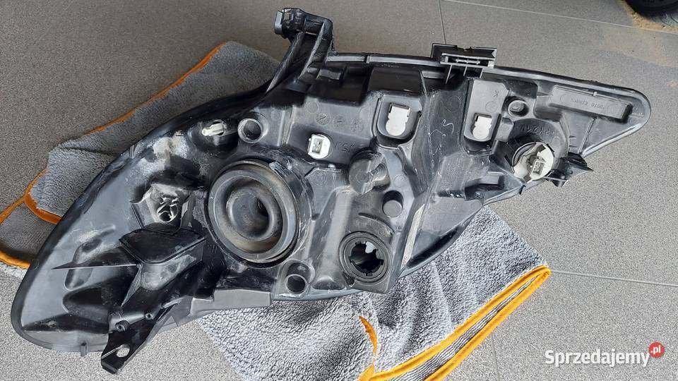 Lampa przednia prawa Peugeot 107 Citroen c1 aygo Legionowo