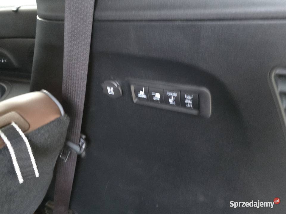 Chrysler Pacifica 8 osobowa nieuszkodzony Poznań