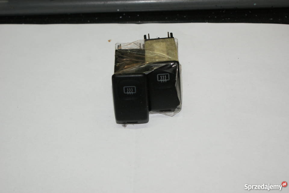 PRZEŁĄCZNIK OGRZEWANIA TYLNEJ SZYBY VW GOLF mazowieckie Białobrzegi