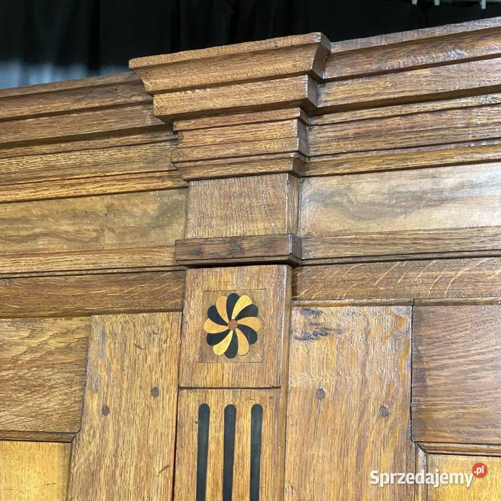 Antyczna szafa dwudrzwiowa z intarsjami I poł Budno