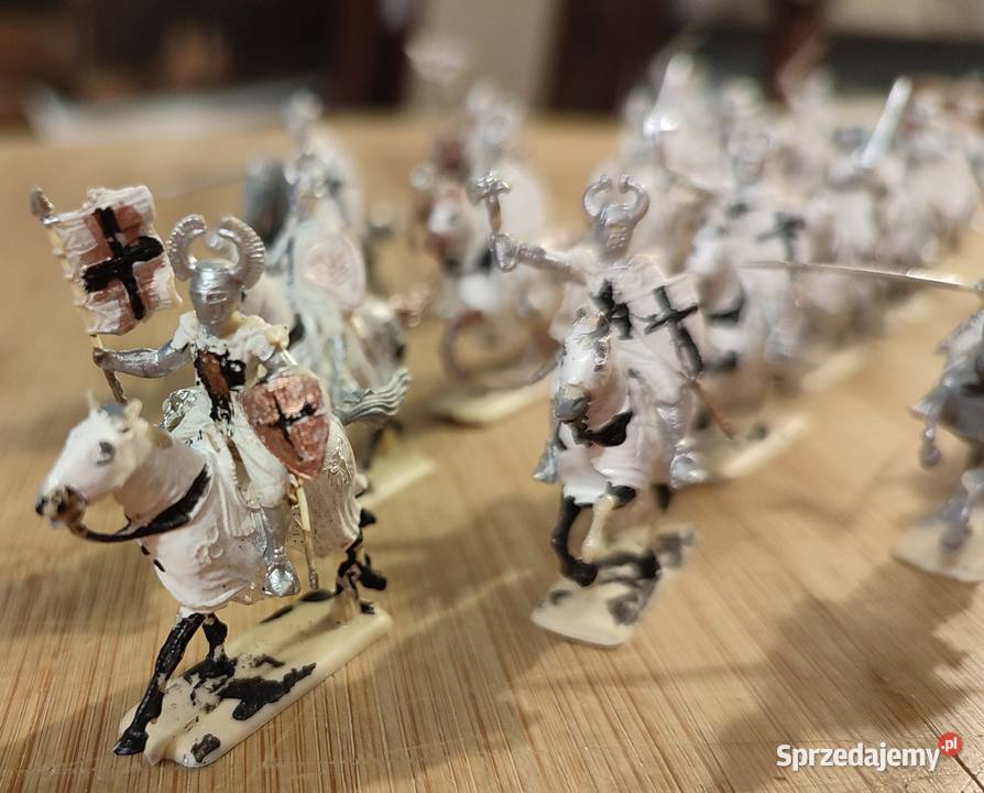 Żołnierzyki miniatury Krzyżaków mazowieckie Warszawa sprzedam