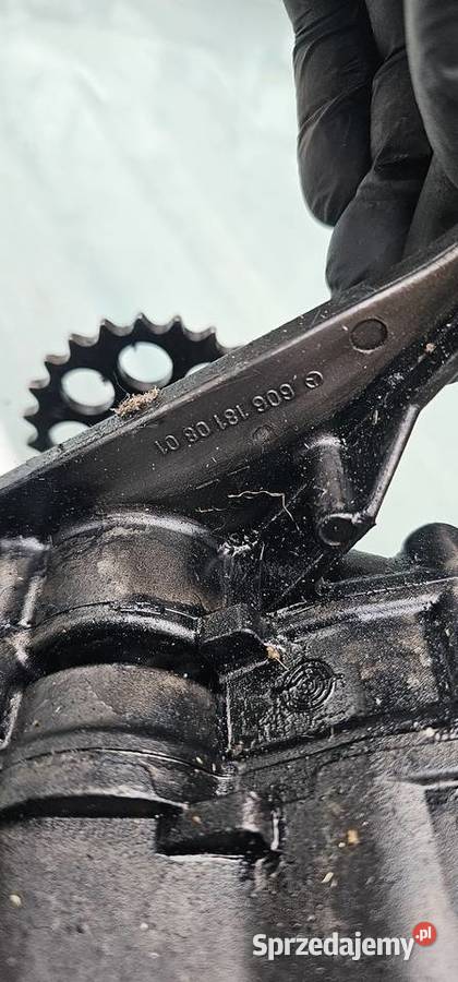 Pompa oleju mercedes w210 32 cdi 6061811001 osobowe Zbąszyń