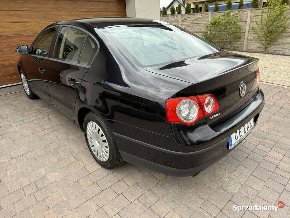 Volkswagen Passat 09r 16 MPI sedan z Niemiec czarny Konradów sprzedam