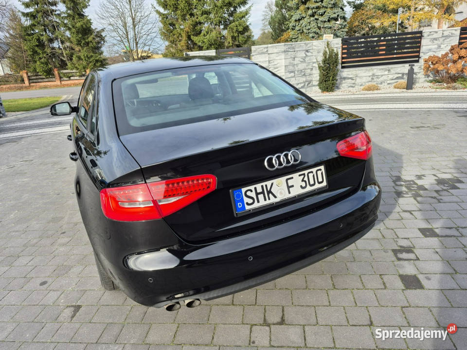 Audi A4 xenon led navi chromy ładny sedan B8 nieuszkodzony A4 lubelskie Drelów