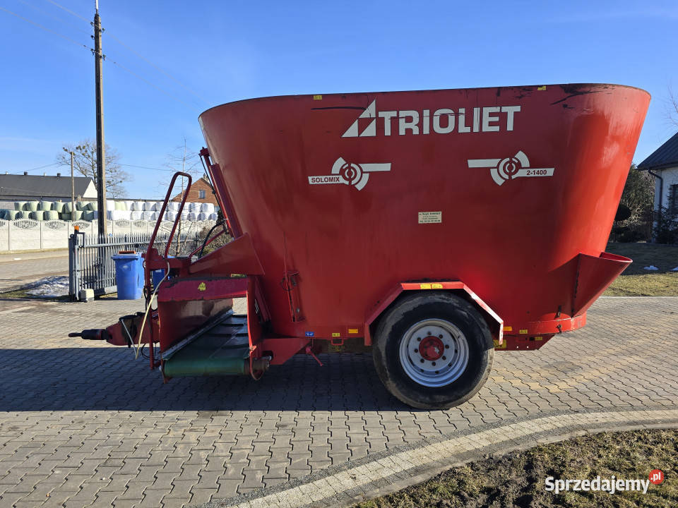 Wóz paszowy TRIOLIET SOLOMIX 21400 14 m3 Baliki sprzedam