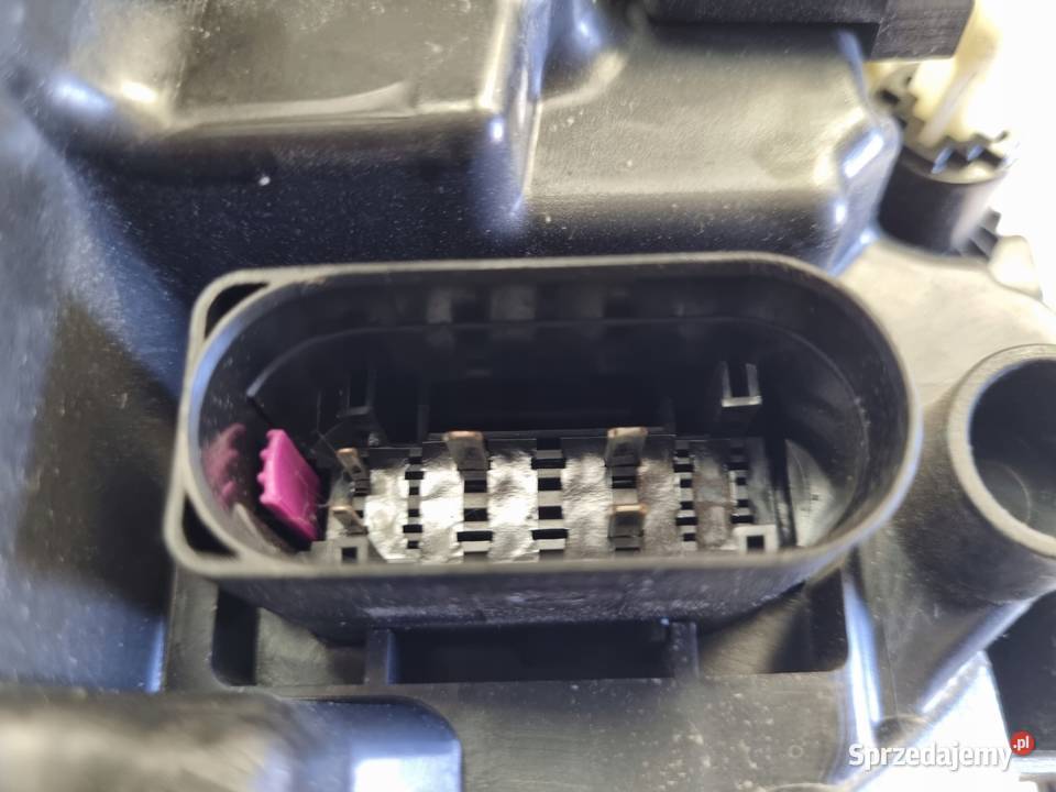 LAMPA PRZEDNIA LEWA Volvo V90 S90 lewy przód Lampy przednie