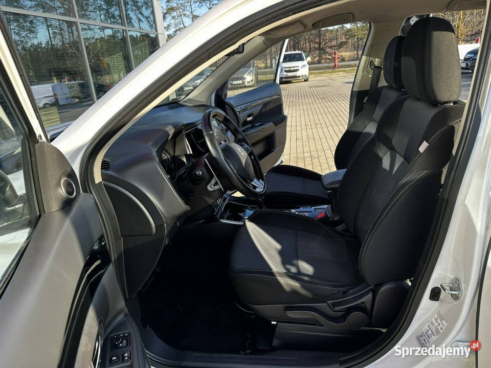 Mitsubishi Outlander 7osób 1rej2019 Łopatki Outlander Kąty Opolskie