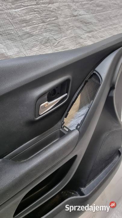 tapicerka boczek drzwi lewy przód CHEVROLET TRAX sprzedam