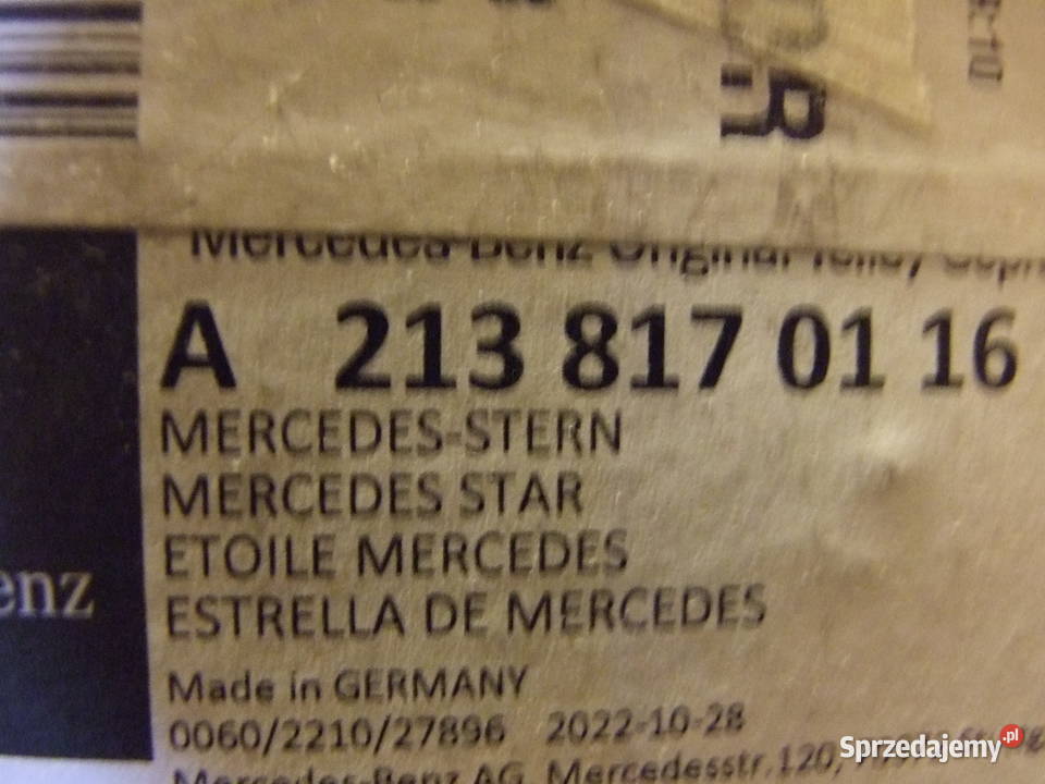 Znaczek logo emblemat Mercedes W213 A2138170116 osobowe Pozostałe Białystok