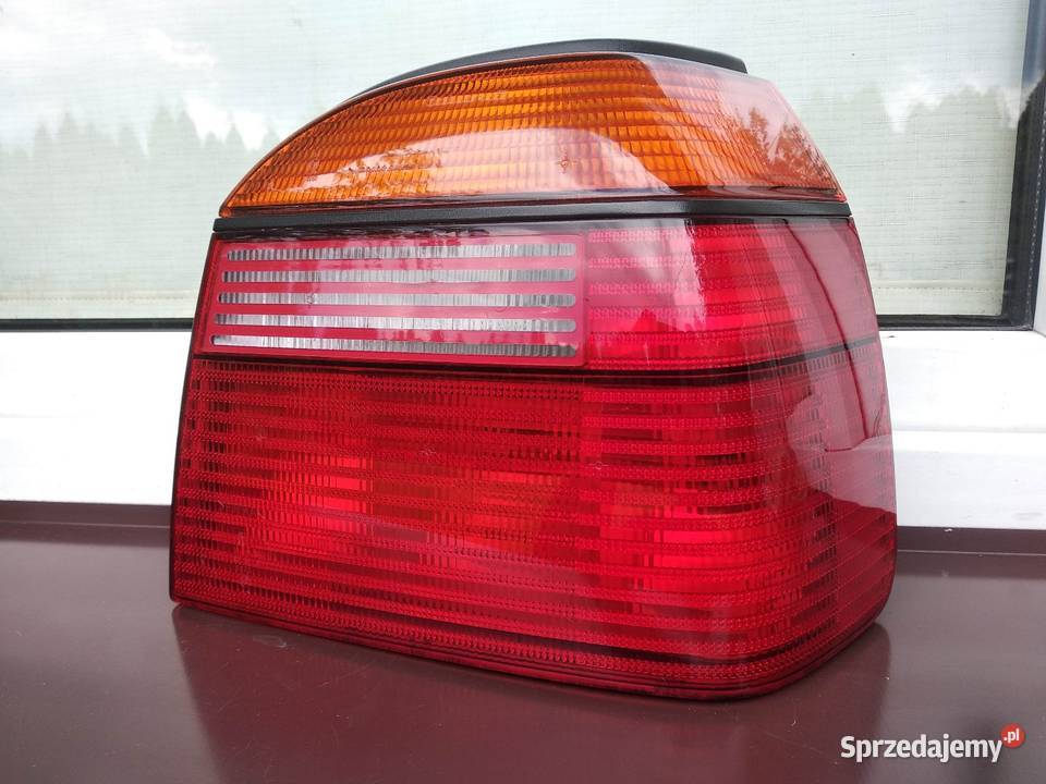 VW Golf MK3 III lampy tył tylne prawa lewa