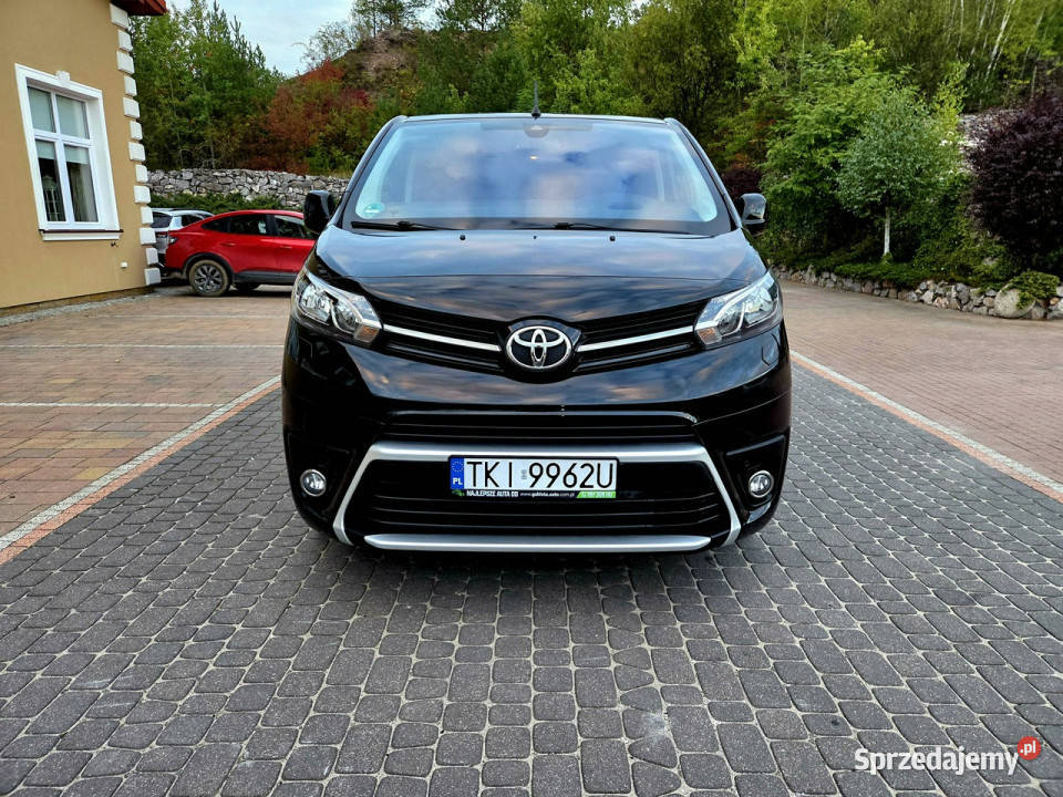 Toyota Proace Verso 20 D 177 Bezwypadek Serwis Zagnańsk sprzedam