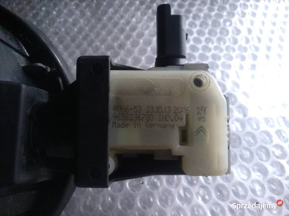 Klapka korek mechanizm siłownik wlewu paliwa ds5 Bieliny sprzedam