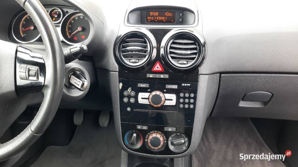 Opel Corsa 14 16V Benzyna Klima sprawna Zadbana Zarejestrowany w Polsce Kraśnik