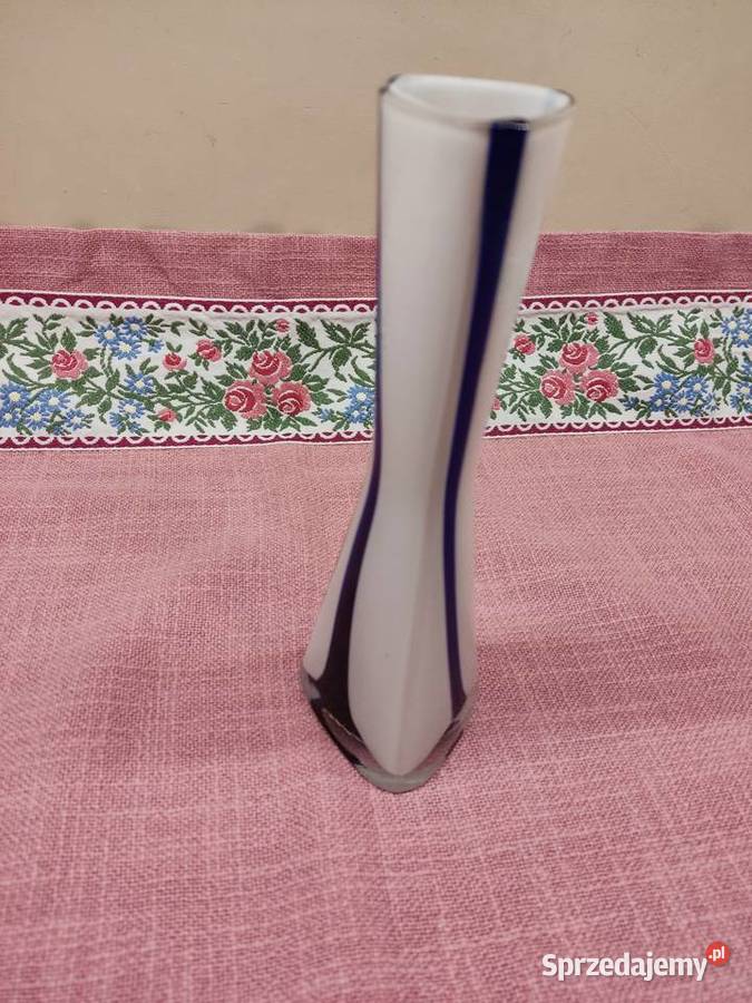 Wazon trójkątny na kwiaty Porcelana i szkło Głuchołazy
