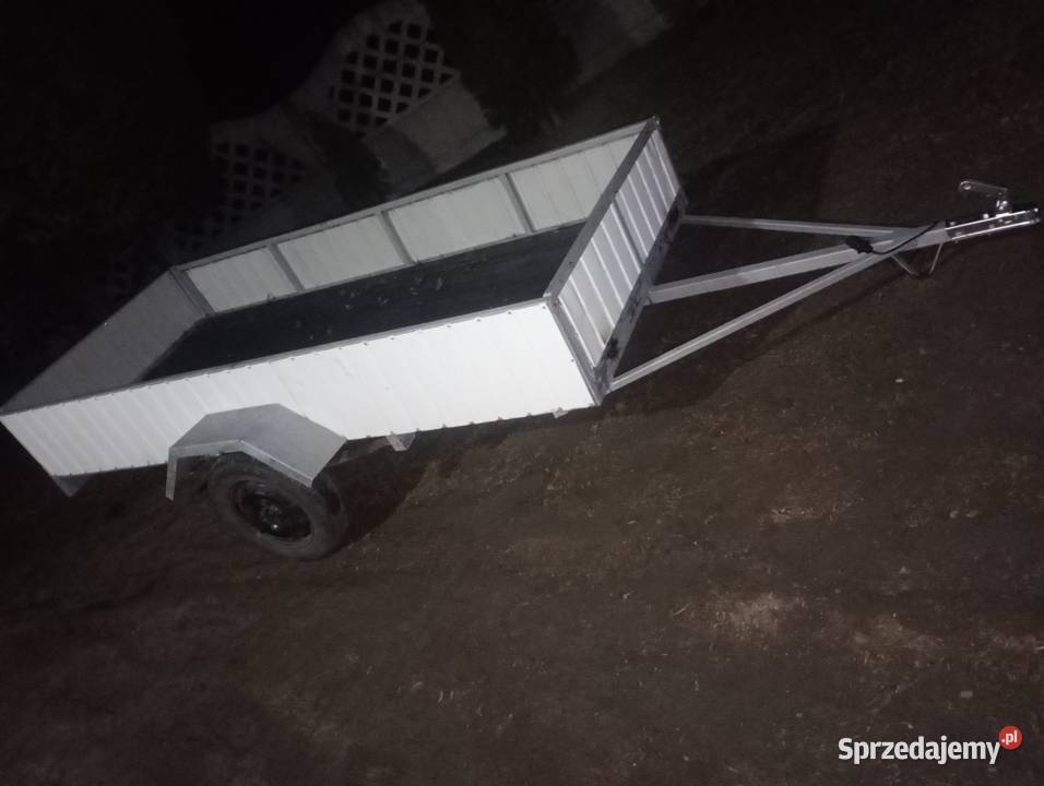przyczepka samochodowa 3000x1350 towarowe Wieluń