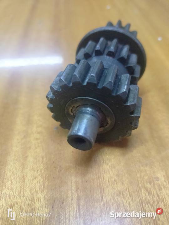 Wałek pośredni Komar 50 t1 trzy biegi łódzkie Łubno