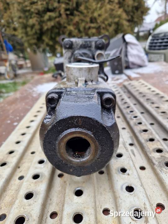 Przystawka hydraulik odbioru mocy VOLVO FH ciężarowe świętokrzyskie Zawichost