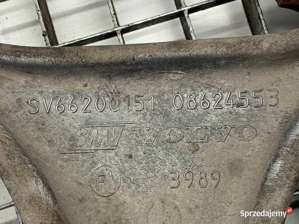 WAHACZ PRAWY PRZÓD VOLVO V70 II Hatchback 9908 podkarpackie