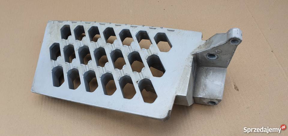 VOLVO FH4 STOPIEŃ DOLNY LEWY ALUMINUM Bieleń