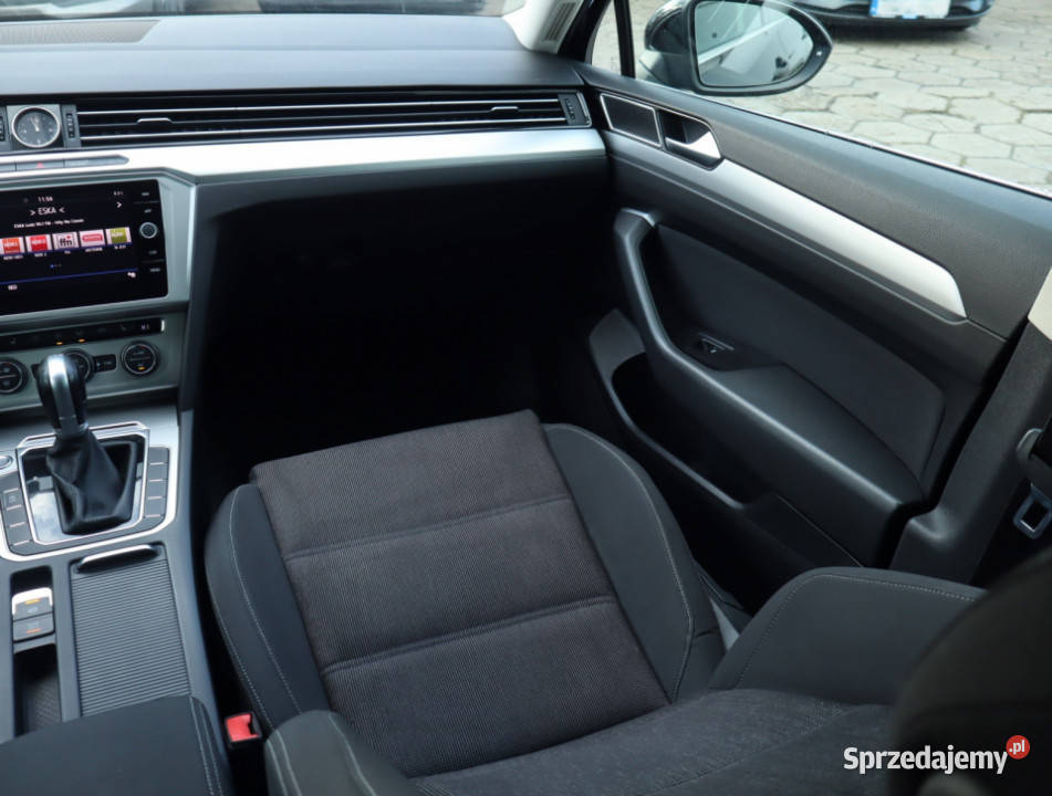 VW Passat 20 TDI światła LED łódzkie Łódź