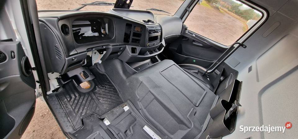 MERCEDES ATEGO KABINA Z WYPOSAŻENIEM NOWA Bieleń