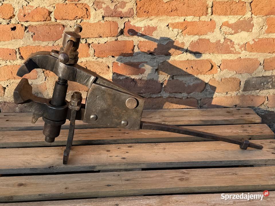 STARE IMADŁO KOWALSKIE 875 wys SZCZĘKI 11 235