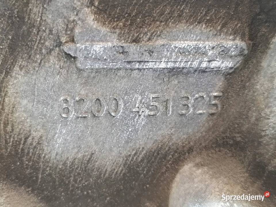 MISKA OLEJOWA 8200451325 15 DCI Renault Clio III