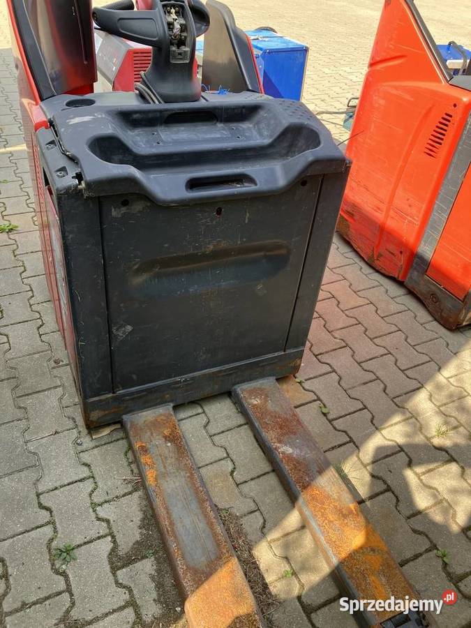 Wózek paletowy marki Linde model T20 Grójec