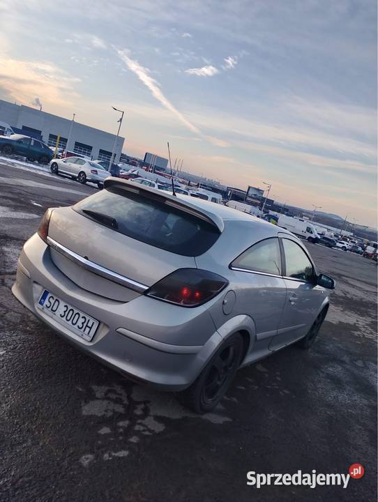Opel astra GTC 19cdti Bixenon Obniżona Przelot Sosnowiec
