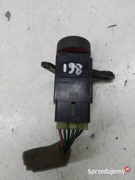 PRZEŁĄCZNIK AWARYJNYCH 9379027000 Hyundai Coupe Panele sterowania, przełączniki świętokrzyskie