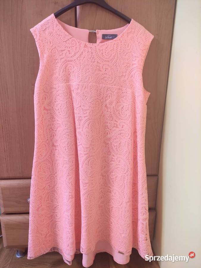 Sprzedam sukienkę w kolorze jasny róż różowy Przasnysz sprzedam