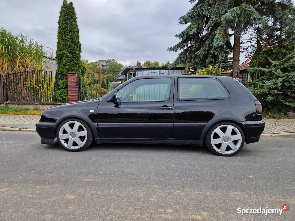 Volkswagen Golf 28 VR6 174KM Trzebnica