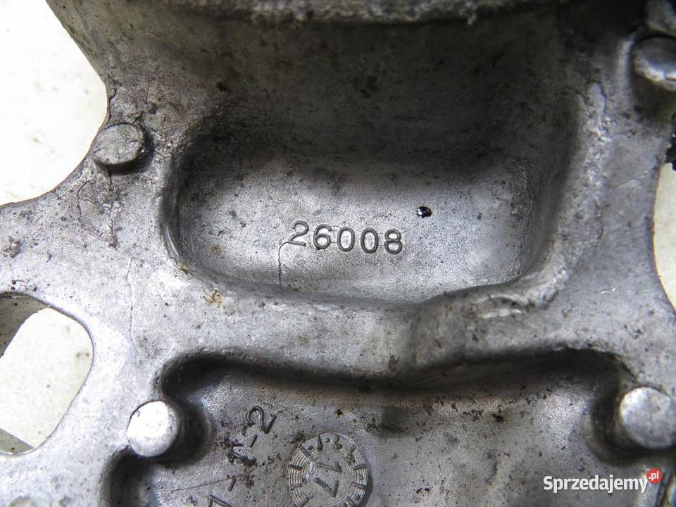 PODUSZKA SILNIKA VOLVO V40 II 20 D4 26008 osobowe lubelskie