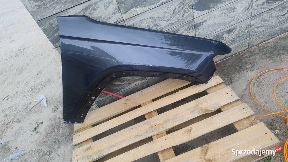 Błotnik prawy przód Jeep Grand Cherokee WL wielkopolskie