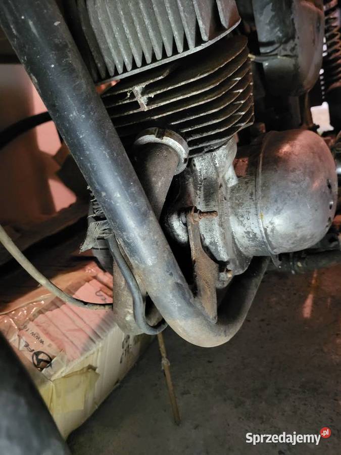 WSK 125 z papierami Osiecznica