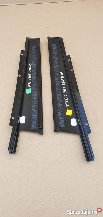 MERCEDES W205 LISTWA SŁUPKA DRZWI A205690018 listwy boczne Karoseria Części samochodowe Bieleń