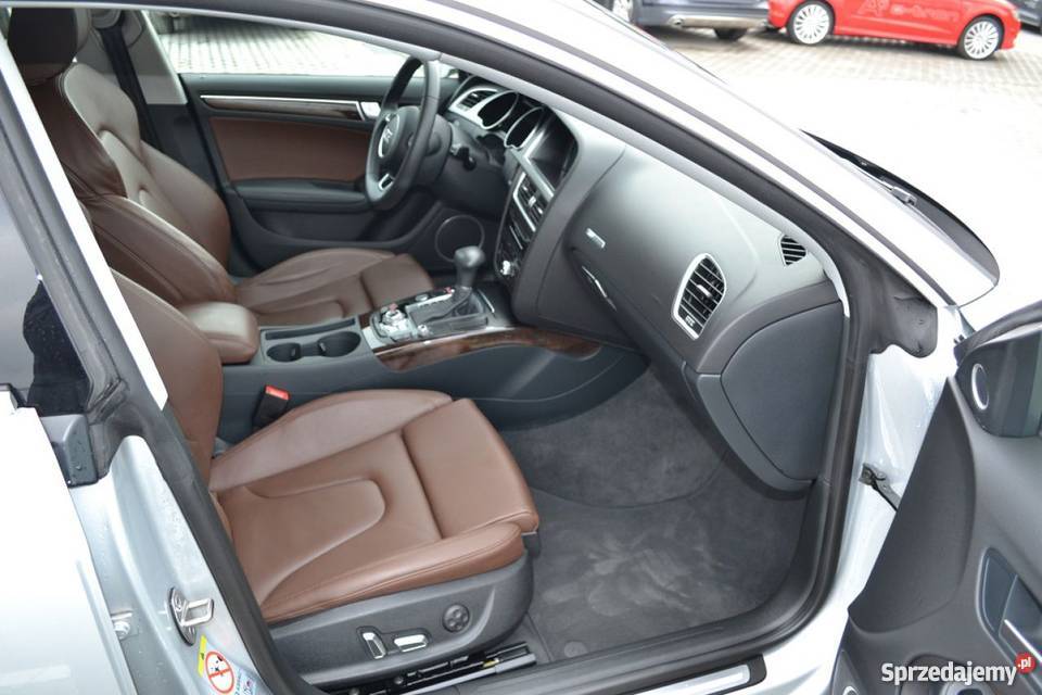 Na sprzedaż nieuszkodzony Audi A5 srebrny 4/5 Nadarzyn