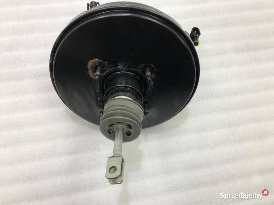 SERWO HAMULCOWE DACIA SANDERO I 8200941229