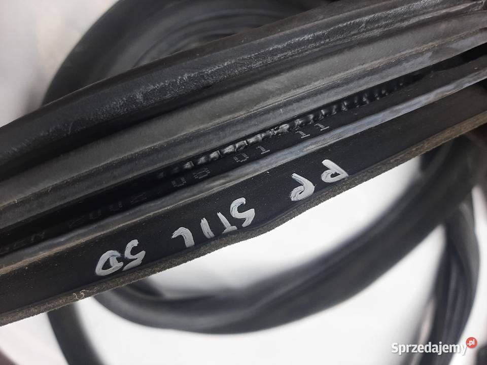 Fiat Stilo 5 drzwi uszczelka drzwi prawa osobowe Ksawerów