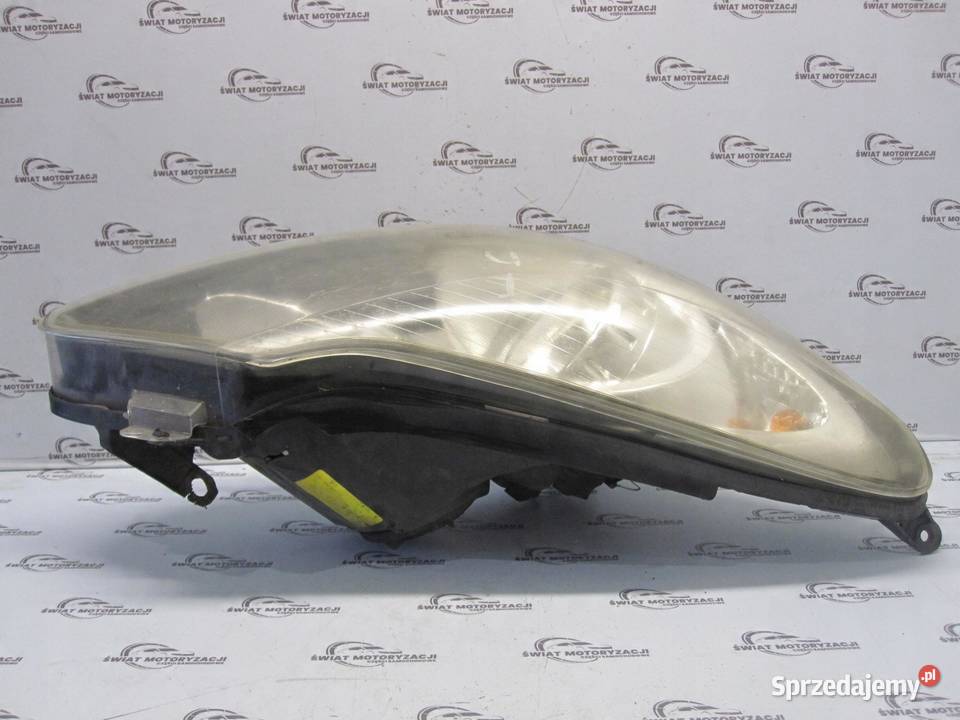 OPEL CORSA D lampa prawa przód 89391390 13217456 świętokrzyskie