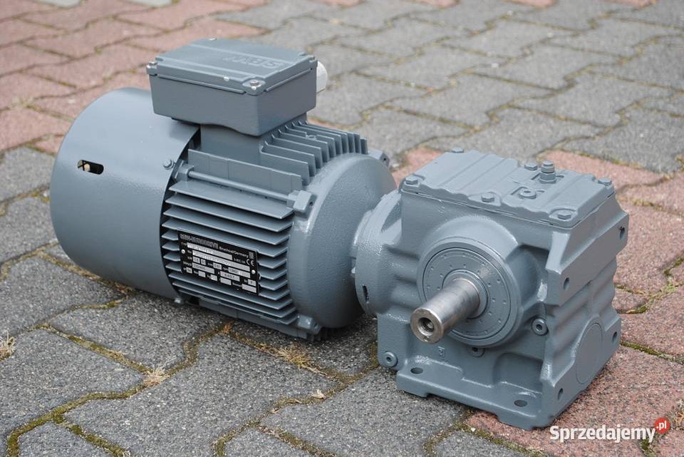 Motoreduktor kątowy 15kw 50obr z hamulcem Firmy Kargowa