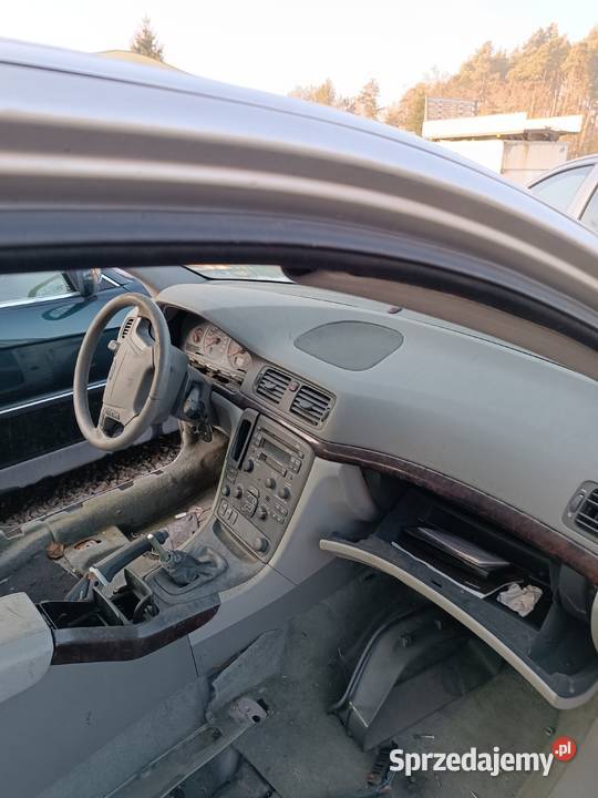 VW Bora Na czesci Rok produkcji 2003 sprzedam