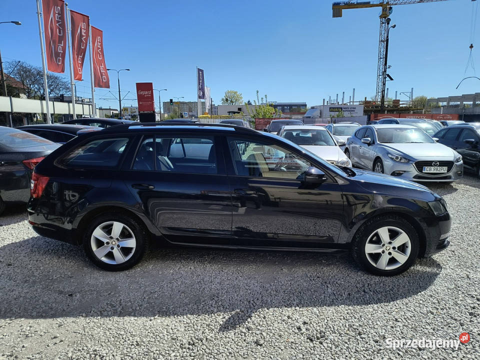 koda Octavia Salon NOWY serwisowany w ASO
