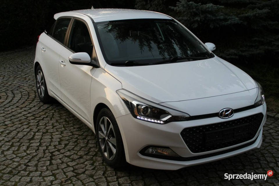 Hyundai i20 14 Benzyna 100 136 II 20142020 światła do jazdy dziennej Lubań